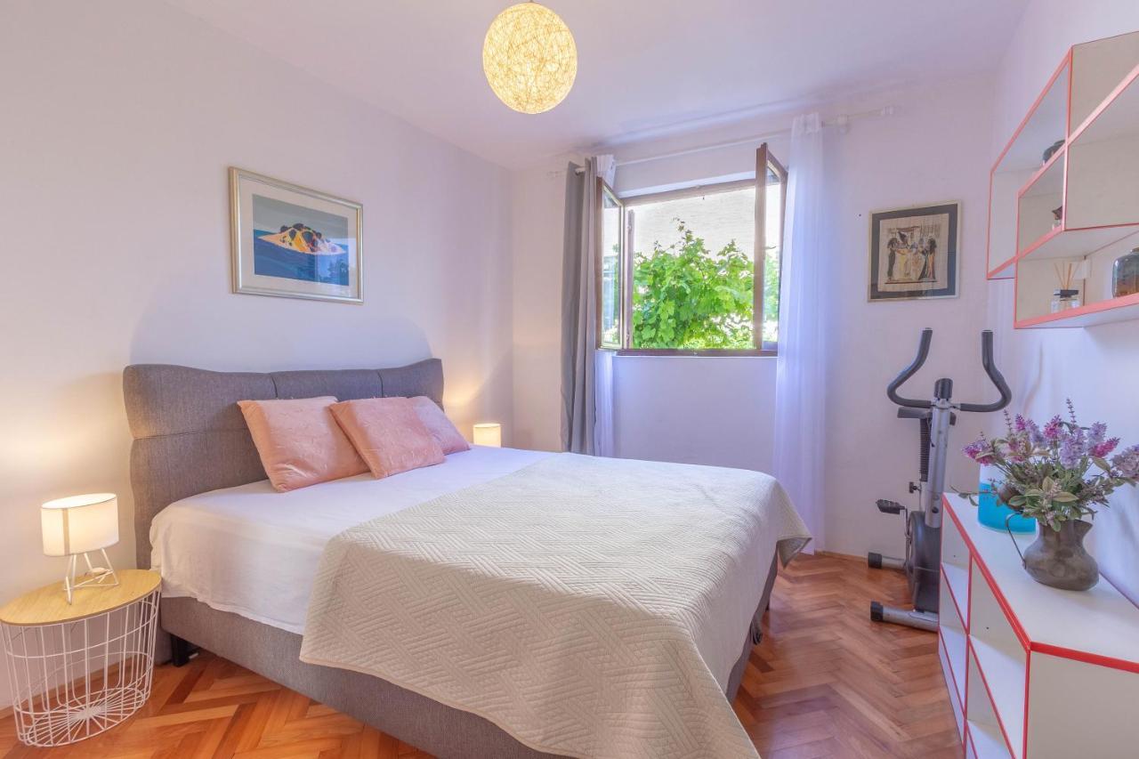 Apartman Dag ポドストラナ エクステリア 写真