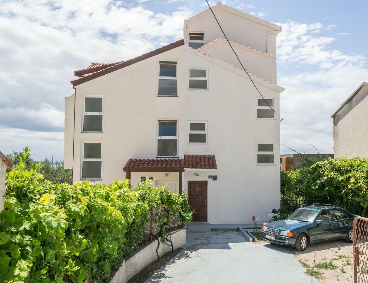 Apartman Dag ポドストラナ エクステリア 写真